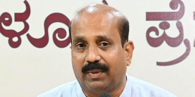 ಕಾಂಗ್ರೆಸ್ ಪಕ್ಷ ದಿಂದ ಆಹ್ವಾನ ಬಂದಿರುವುದು ನಿಜ : ಮಾಜಿ ಶಾಶಕ ರಘುಪತಿ ಭಟ್