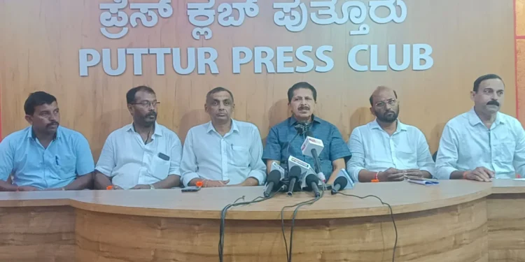 ರಾಜ್ಯದ ಕಾಂಗ್ರೆಸ್ ಸರಕಾರದ ಆಡಳಿತ ವೈಫಲ್ಯ, ಜನರ ಸಮಸ್ಯೆಗಳಿಗೆ ಸ್ಪಂದಿಸದ ಧೋರಣೆಯನ್ನು ಖಂಡಿಸಿ ಬಿಜೆಪಿಯಿಂದ ಬೃಹತ್ ಪಾದಯಾತ್ರೆ! – ಮಾಜಿ ಶಾಸಕ ಸಂಜೀವ ಮಠಂದೂರು